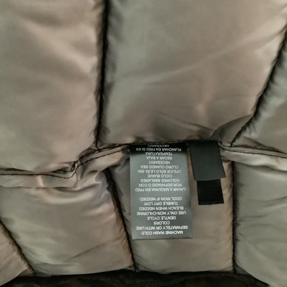 KENNETH COLE BLACK WOMENS HOODED QUILTED LINED  PUFFER JACKET SIZES S  L XL XXL - Picture 6 of 16